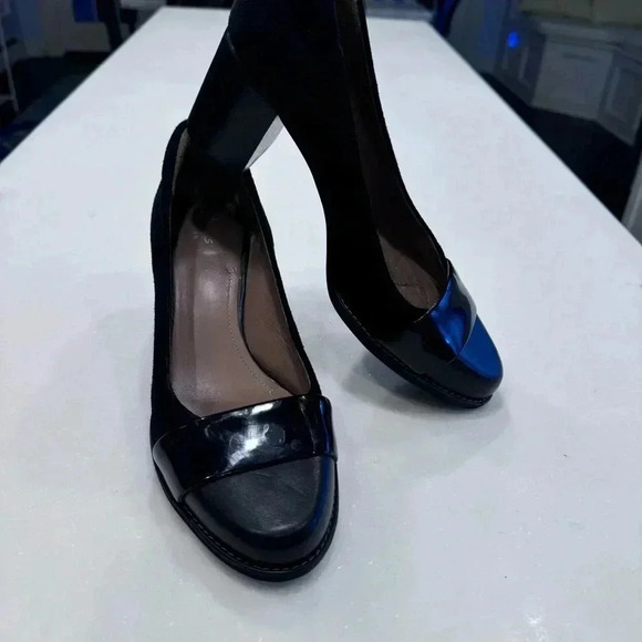 Clarks Artisan Tarah Brae Pump Slip on Black Suede patent Leather Women's 8.5 M - Picture 3 of 11